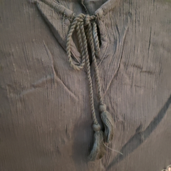 Hollister Size L Navy 3/4 Bell Sleeve Embroidered Cropped Blouse - Picture 6 of 10